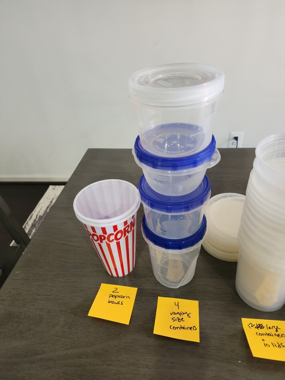 Large Assortment Of Plastic Tupperware/Food Storage Containers - Picture 3 of 6